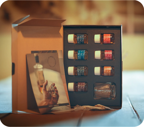 Thy Whisky Tasting Set 7x3cl + Glas Geschenkverpakking